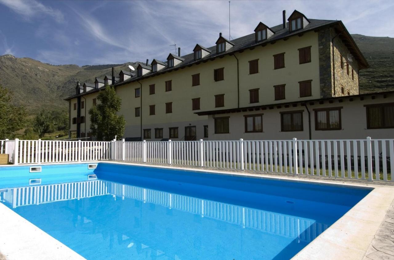 Hotel Romanic Taull Exterior photo